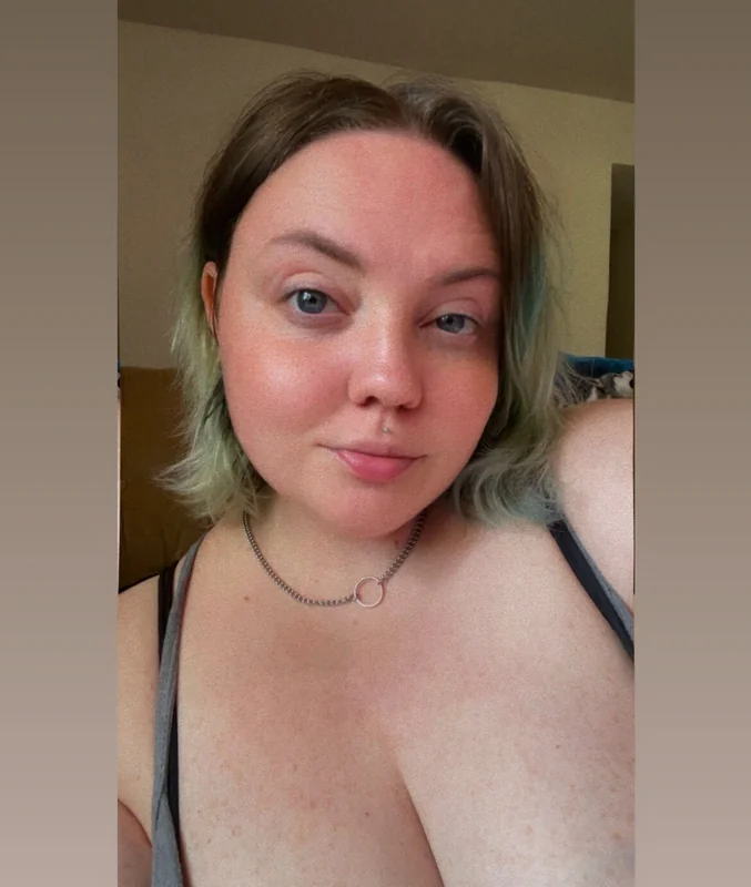Nova Bunnie OnlyFans curvy blonde creator