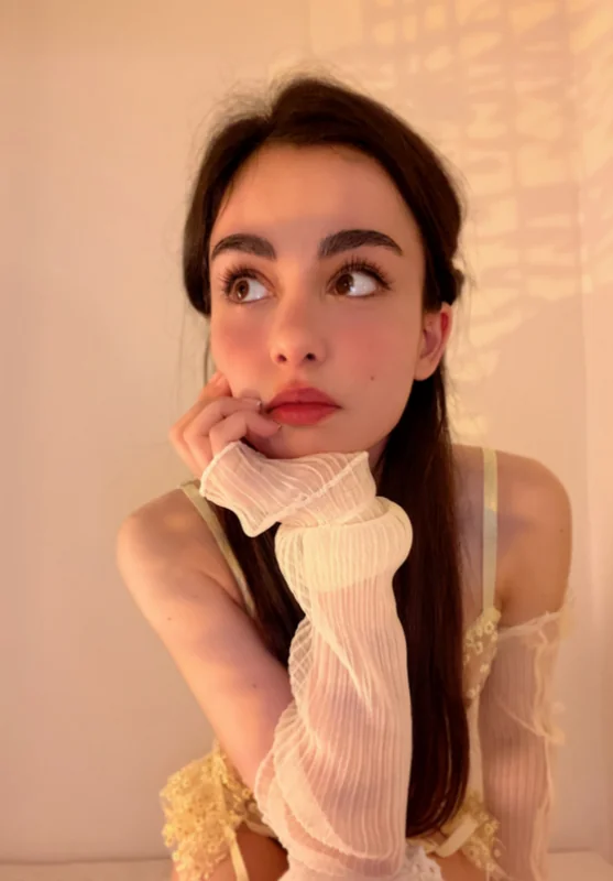 Callmeariana OnlyFans cute creator from Spain