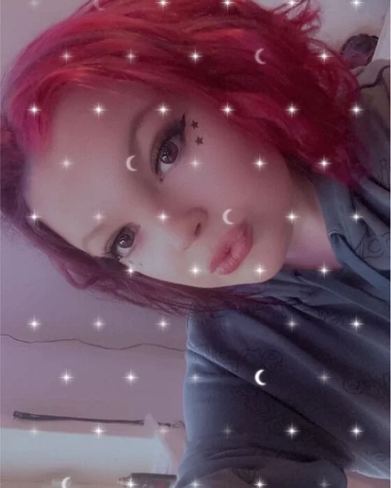 Candipopxoxo on OnlyFans with enticing content