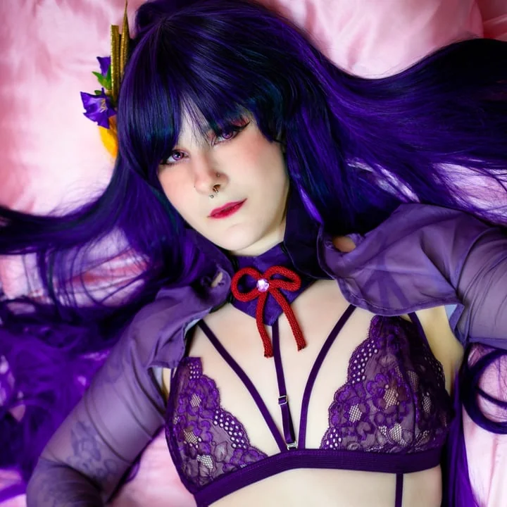 Cel OnlyFans creator with lewd sets
