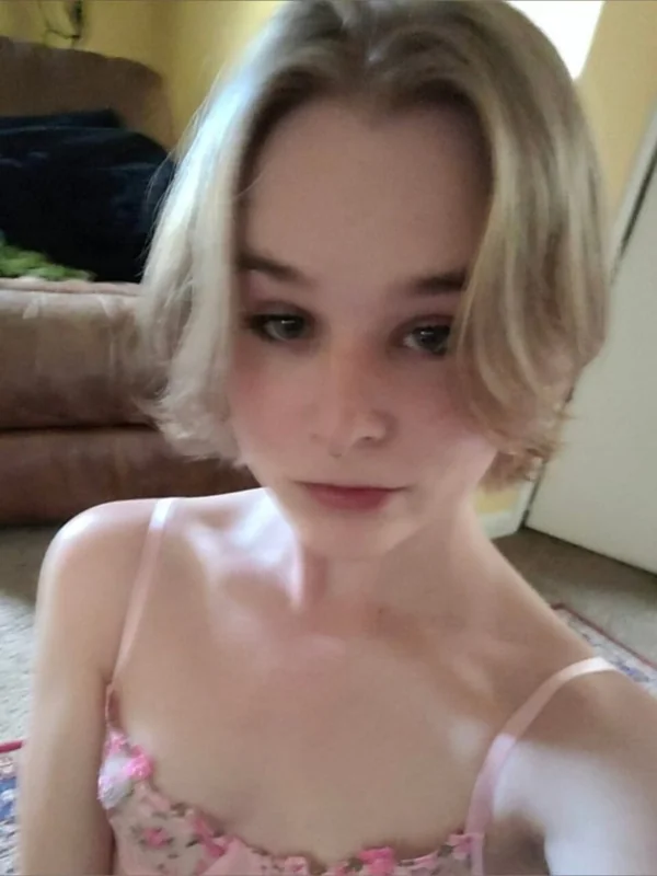 Charlotte40404 OnlyFans trans creator