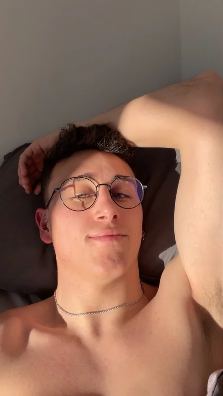 Charmingalexxx OnlyFans creator ready to engage