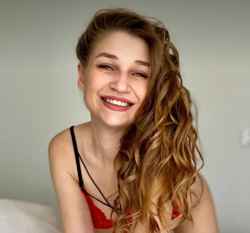 Christinelive OnlyFans captivating and mysterious creator