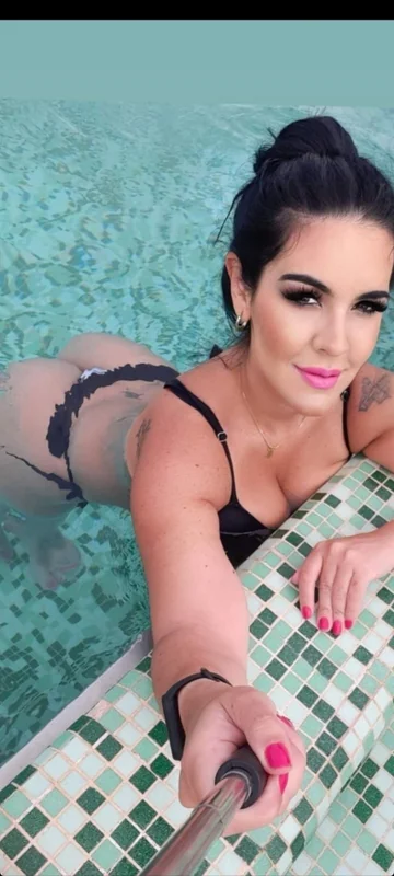 CINTIA LO MAS HOT Y VID EXCLUSIVOSl OnlyFans creator with exclusive photos