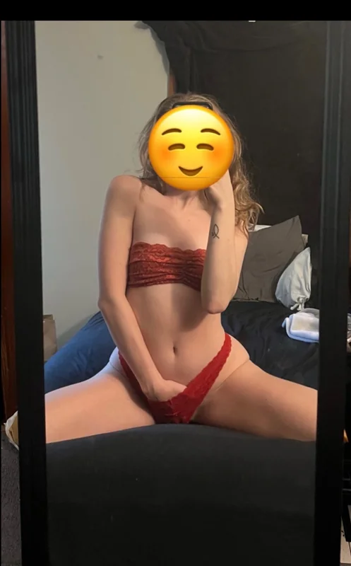 Ashley OnlyFans creator and dancer