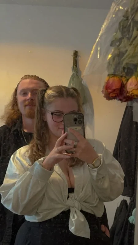 courtney/joseph(g/b) OnlyFans adult content creator