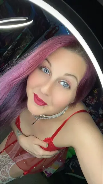 Blueeyedevil😈 OnlyFans creator with tattoos