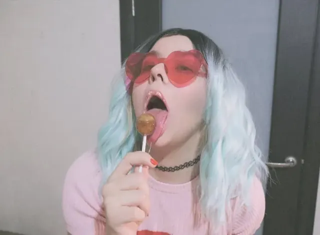 Acidkitty OnlyFans tattooed girl