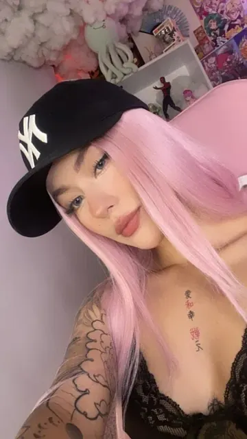 Adharaa12 OnlyFans Latina webcam model