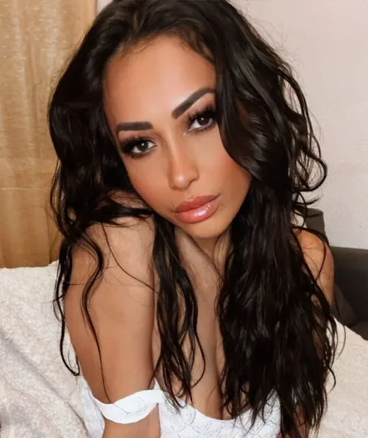 Adriana Meran OnlyFans Exclusive Content Creator