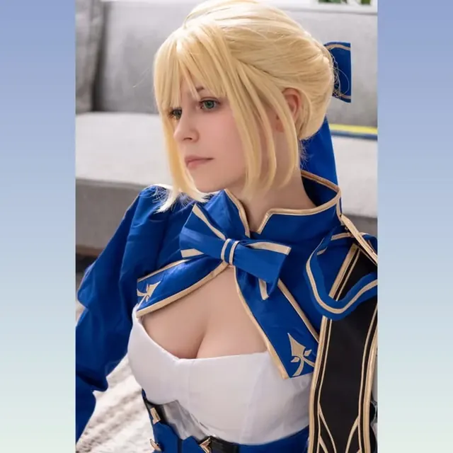 Aimi OnlyFans cosplayer and anime fan