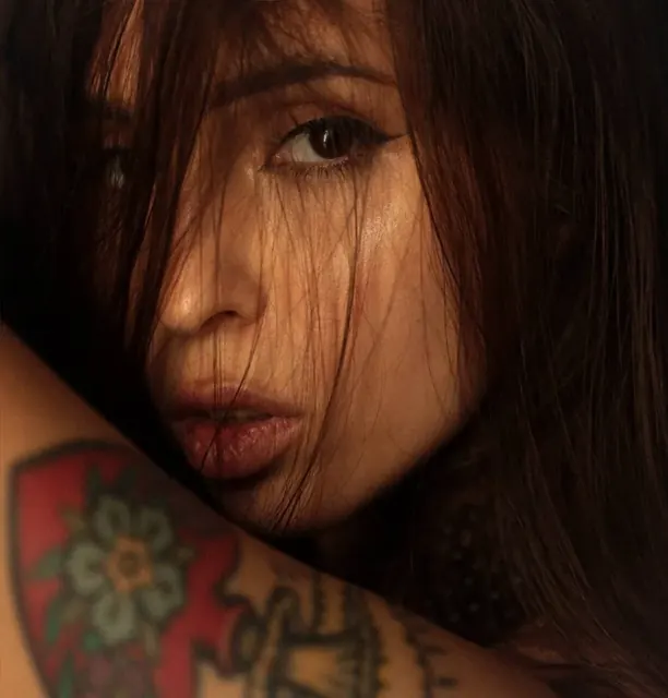 AisuXXX OnlyFans creator with artsy content