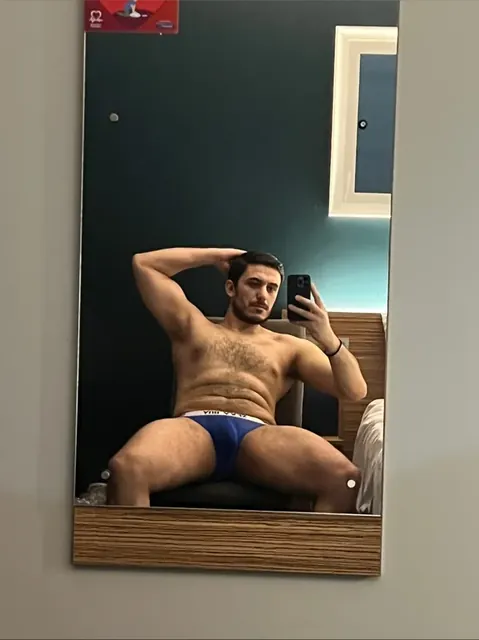 AlbBoss🦅 OnlyFans creator with great sensual massages