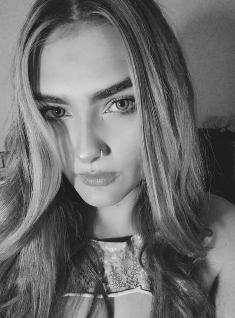 ALEJA GIRALDO on OnlyFans showcasing exclusive content.