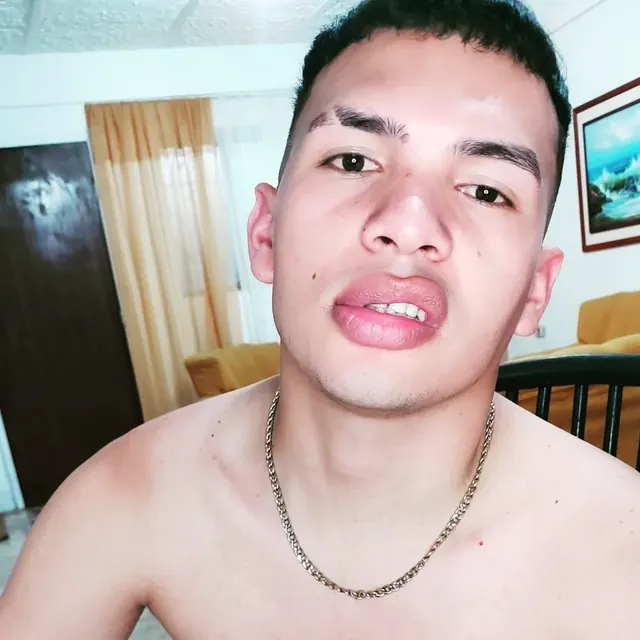 Alejandrohigueradtd OnlyFans Venezuelan creator
