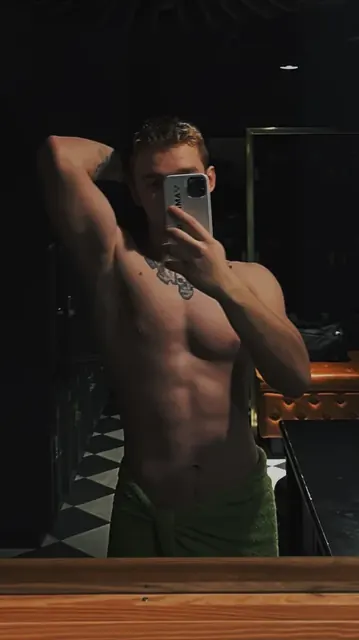 Alexander Bex OnlyFans creator with exclusive content
