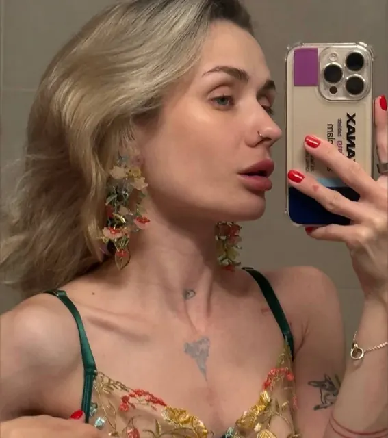 AliceShea OnlyFans creator with a classy style