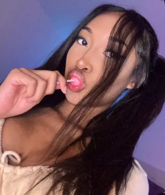 Aliya OnlyFans creator with exclusive content