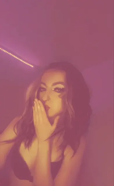 Autumn on OnlyFans showcasing her sexy side