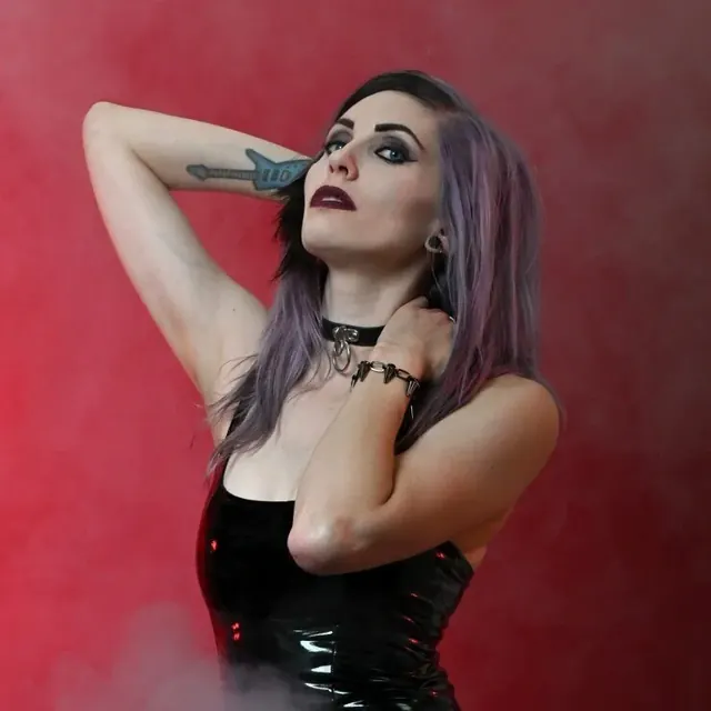 Altqueenlinda OnlyFans alternative model