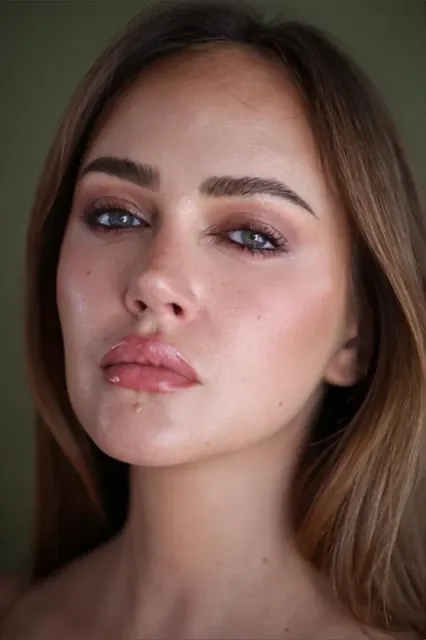 Alyssa Barbara OnlyFans creator with engaging content