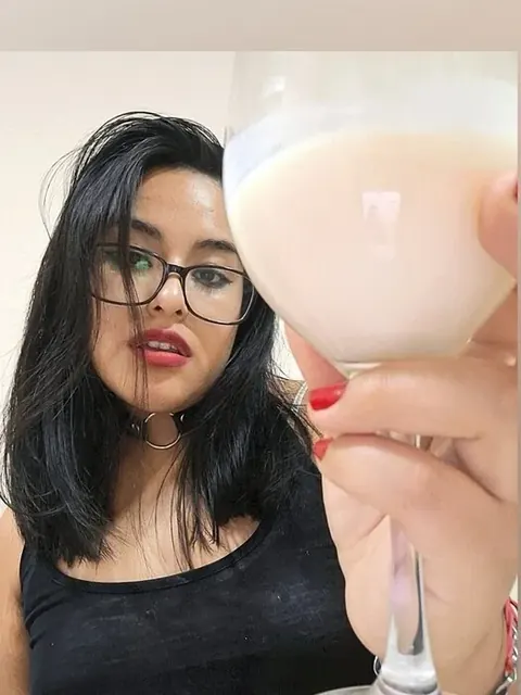HAIRY ALYSSA OnlyFans hairy girl