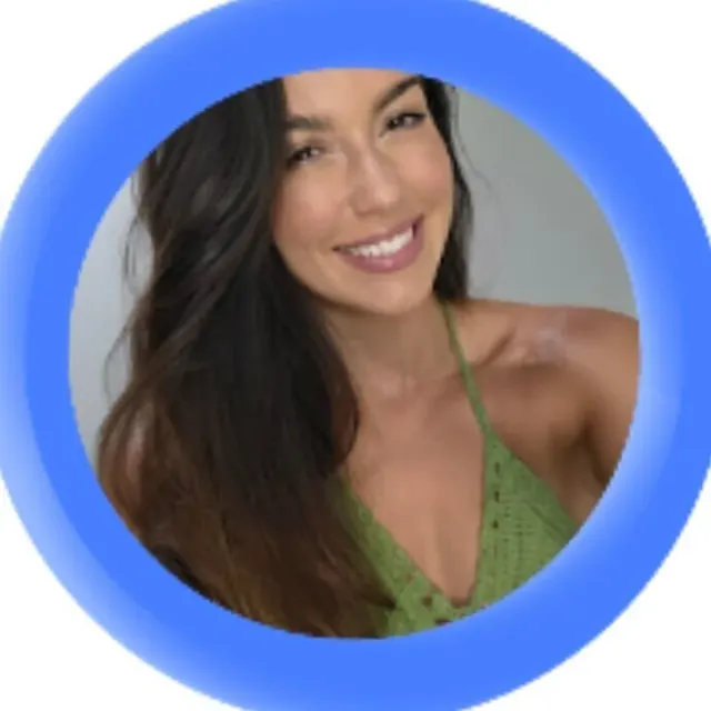 Arianna_Marie OnlyFans creator with a fun personality.