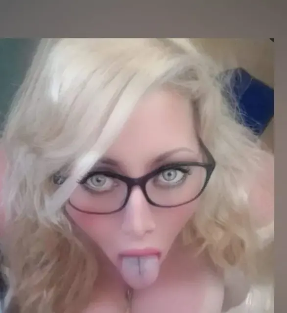 Amberannegelic OnlyFans Blonde Beauty