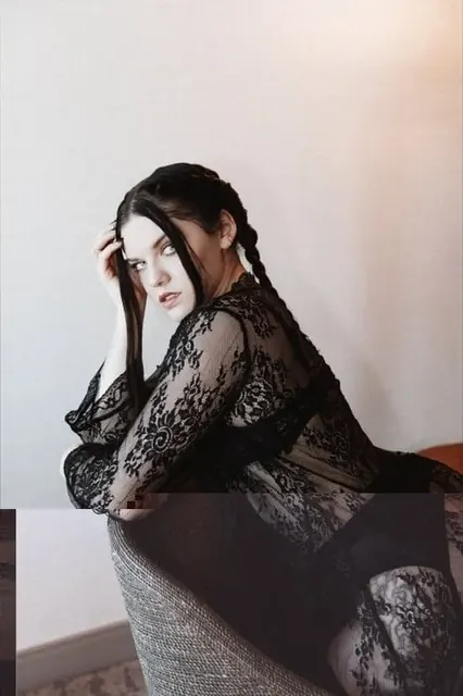 Ameliaschaeferr OnlyFans Brunette Creator