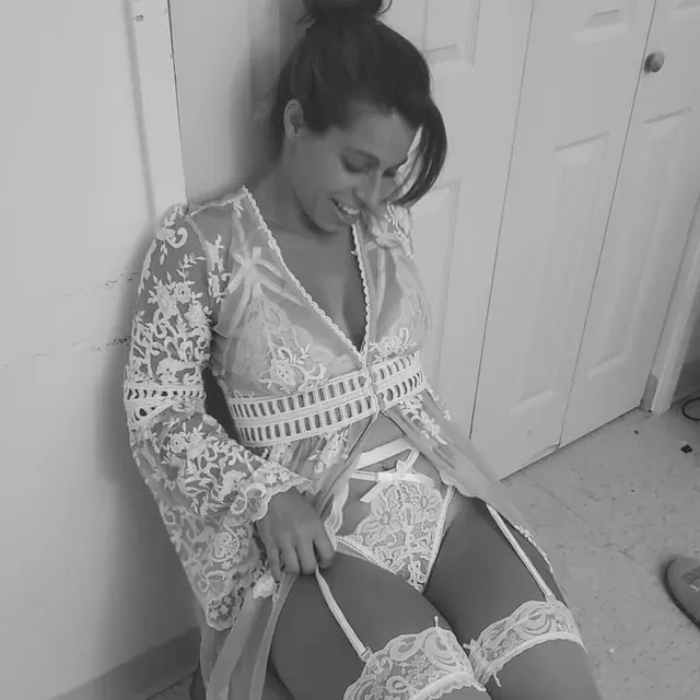 Amysmilez on OnlyFans with enticing nude content