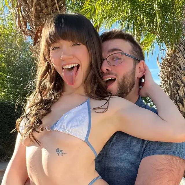 Anna Ben OnlyFans brunette tattooed creator