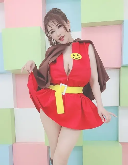 Anriokita OnlyFans cosplay creator