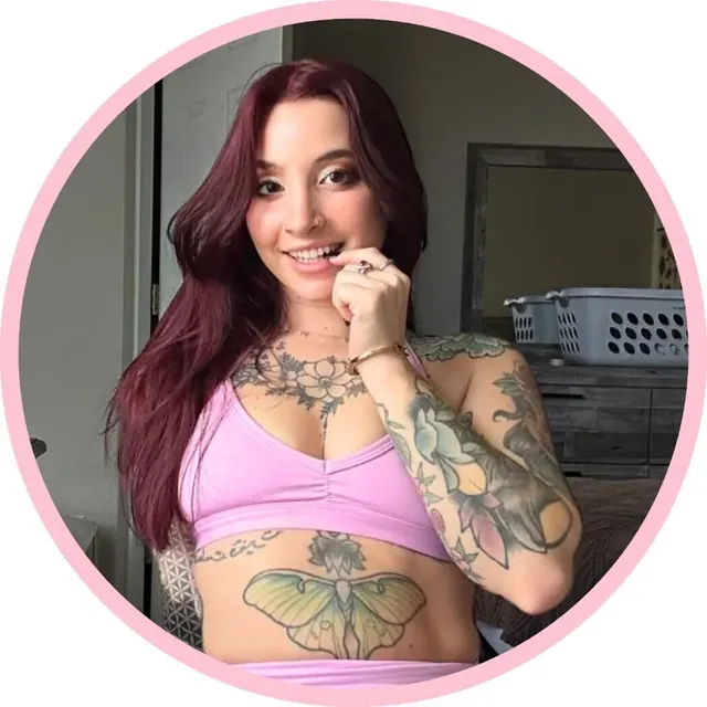 Apex OnlyFans creator with a fun and naughty side