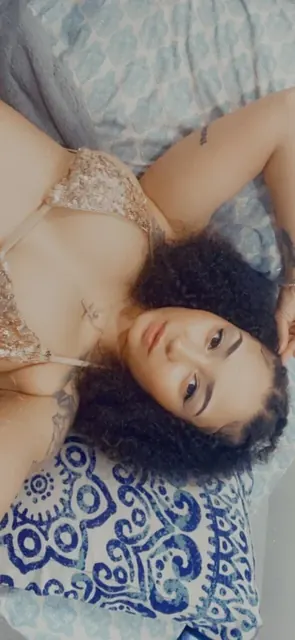 Applezzbabyy OnlyFans tattooed creator