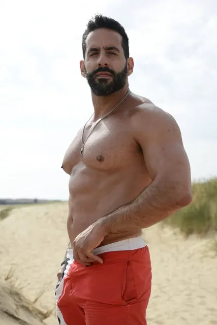 Aradmassimoxxx OnlyFans fitness trainer