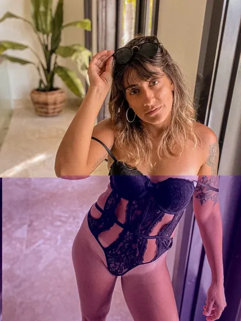 Arielle Scarcella OnlyFans creator with real content