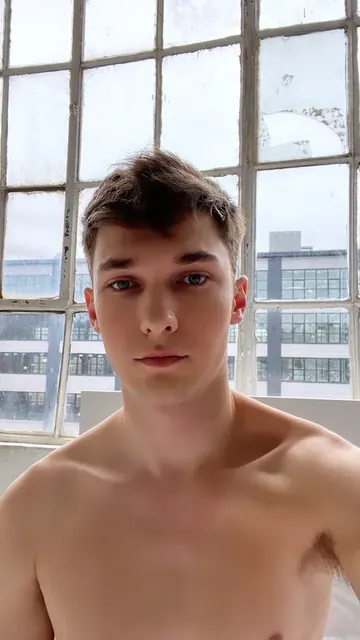 Art Roger Philips OnlyFans raw content creator
