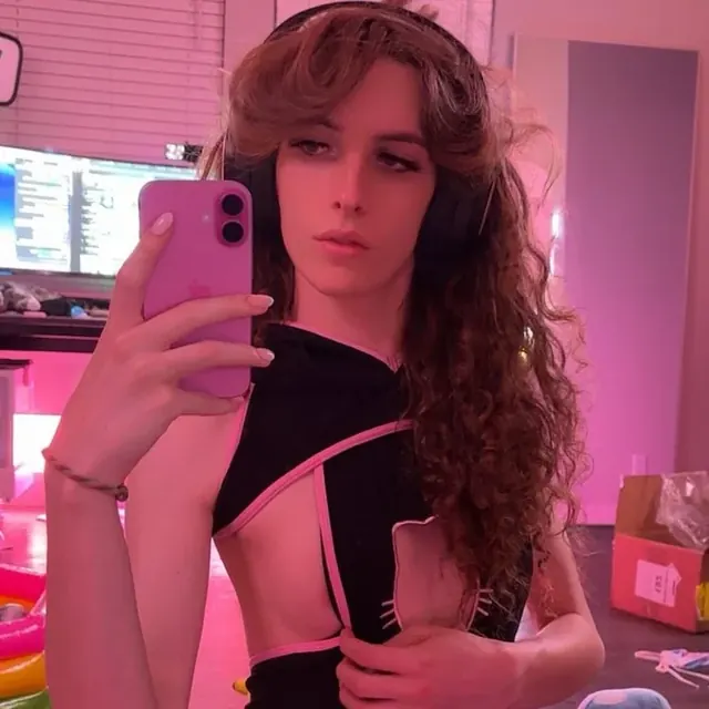 Amber OnlyFans creator with engaging content