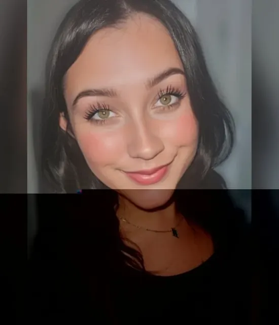 Audreanna98 OnlyFans creator with black hair