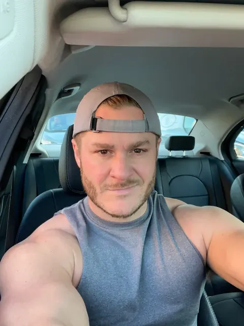 Austin Armacost OnlyFans fitness personality