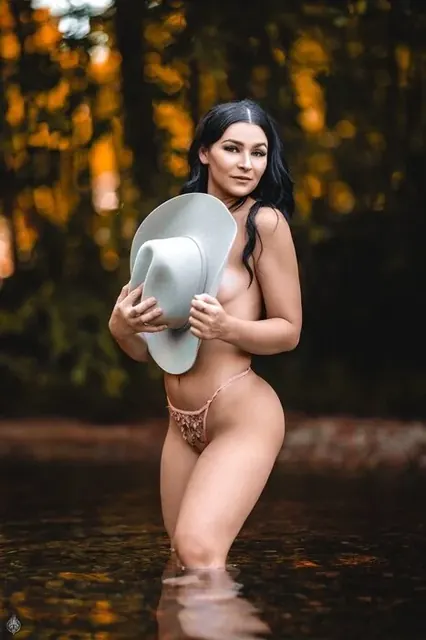 Hbaby OnlyFans creator with exclusive content
