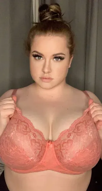 BaddieG_Promo OnlyFans British creator