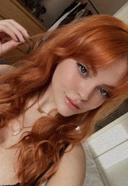Feya Quinn OnlyFans British redhead creator