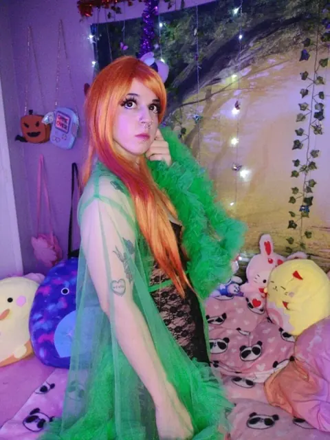 Anime SIut OnlyFans tattooed cosplay model