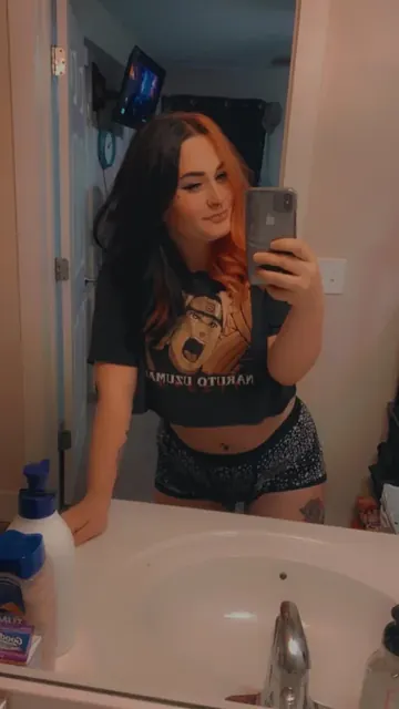 Bbysmallsie OnlyFans gamer and lewd content creator