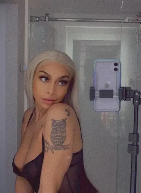 Bellaathadoll OnlyFans Blonde Creator