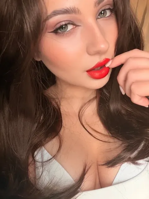 Bella Costa OnlyFans profile with unique content.