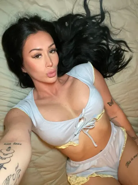 Bellajoie OnlyFans creator with exciting content