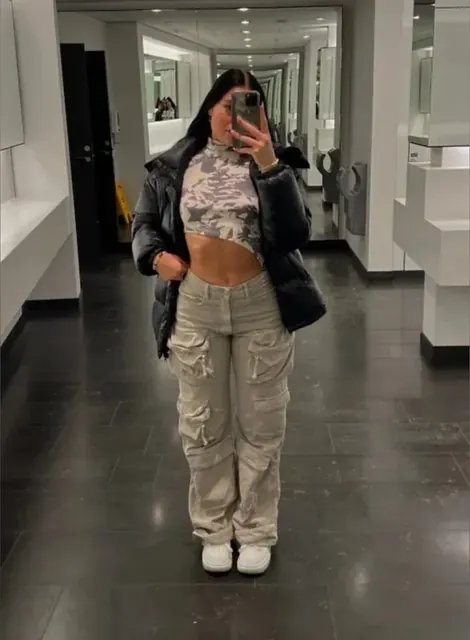 Bhadbootybitch OnlyFans profile with black hair
