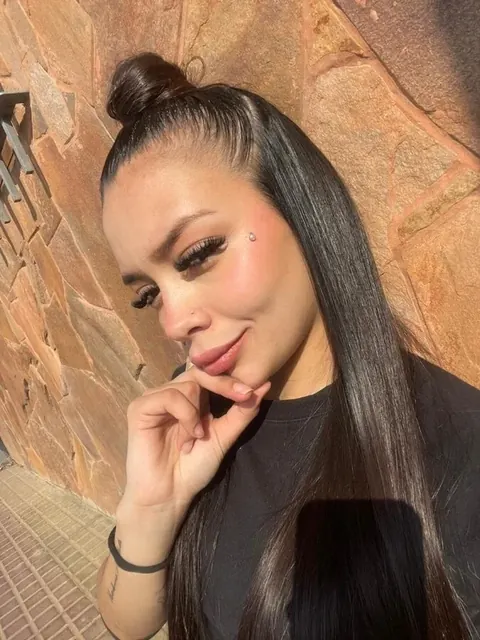Bianca on OnlyFans showcasing her tattooed look.